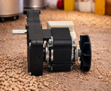 Granulių padavimo sraigtai granulių degikliui